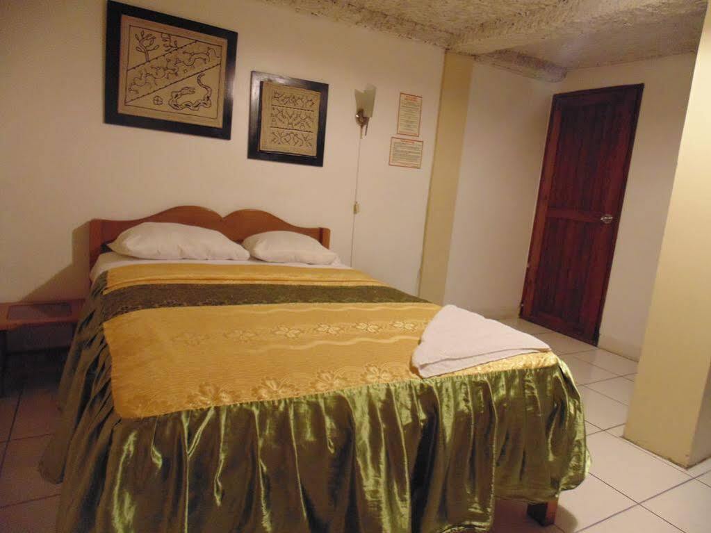 Hotel La Casona Iquitos Eksteriør billede